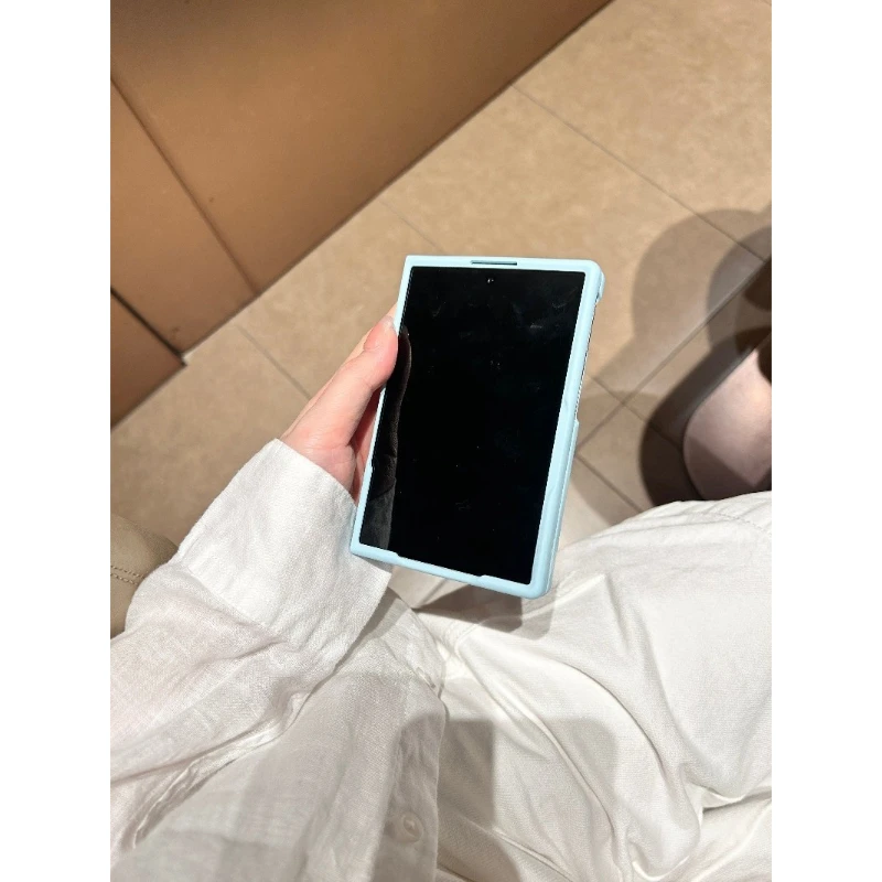 人気の「ちいかわ」ジョークベアデザインのスマートフォンケース - Phone Zone Accessories & Repair Photos のレビューと価格